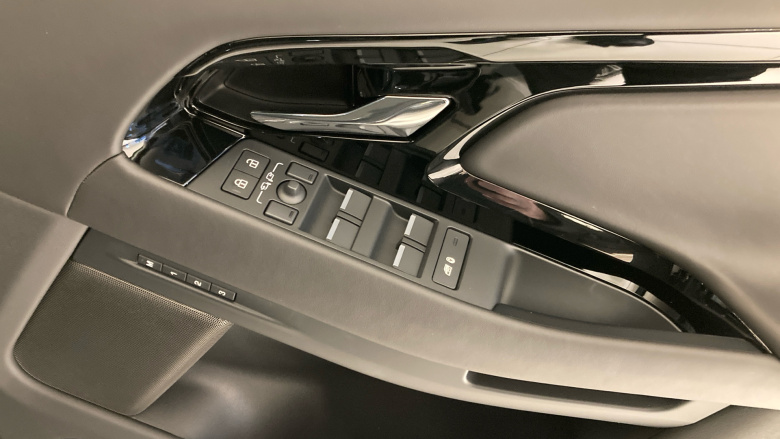 Land Rover Range Rover Evoque 1.5 P270e Autobiography 5dr Auto [Revised] Hatchback